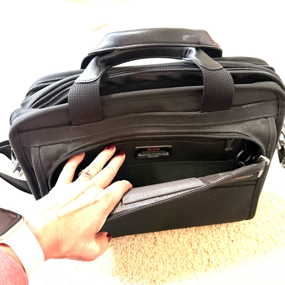 Tumi Black Professional Expandable Briefcase with Durable Weave